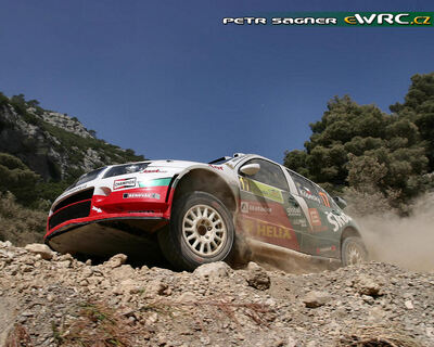 Jan Kopecký - Filip Schovánek
53º BP Ultimate Acropolis Rally of Greece 2006. Skoda Fabia WRC (4S8 9856). Clasificado 16º.
Czech RT Skoda Kopecký

Del 2 al 4 de Junio, Athens.
Superficie: tierra.

El Rally constabade 3 etapas con un tenia un total de 1279.29 km de los que 355.62 km divididos en 18 tramos eran cronometrados.

Se inscribieron 91 equipos, tomaron la salida 84, finalizaron 69.

© Petr Sagner
@
Palabras clave: Skoda;Fabia;WRC;Acropolis;Grecia;Atenas;2006