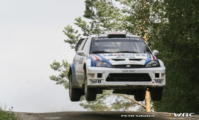 Guy Wilks - Phil Pugh
57º Neste Oil Rally Finland 2007. Ford Focus RS WRC '05 (S568 RHH). Clasificado 9º.
Ramsport

Del 3 al 5 de Agosto, Jyväskylä.
Superficie: tierra.

El Rally constaba de 3 etapas con un total de 1375.15 km de los que 360.34 km divididos en 23 tramos eran cronometrados.

Tomaron la salida 97 equipos, finalizaron 70.

© Petr Sagner
@
Palabras clave: Ford;Focus;WRC;Finlandia;2007