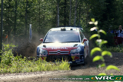 Dani Sordo - Marc Martí
59º Neste Oil Rally Finland 2009. Citroën C4 WRC (454 EMX 78). Clasificado 4º.
Citroën Total WRT

Del 30 de Julio al 2 de Agosto, Jyväskylä, Finlandia.
Superficie: tierra.

El Rally tenía un total de 1449.61 km de los que 345 Km divididos en 23 tramos eran especiales.

Tomaron la salida 90 equipos, finalizaron 60.

© Vladimír Mandík jr.
@
Palabras clave: ;Citroen;WRC;Finlandia;2009