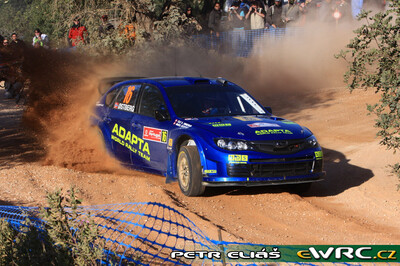 Mads Østberg - Ole Kristian Unnerud
43º Vodafone Rally de Portugal 2009. Subaru Impreza S14 WRC '08 (M700 WRC). Clasificado 6º.
Adapta AS

Del 2 al 5 de Abril, Faro.
Superficie: tierra.

El Rally tenia un total de 1164.99 km de los que 361.36 km divididos en 3 etapas y18 tramos eran cronometrados.

Tomaron la salida 70 equipos, finalizaron 41.

© Petr Eliáš
@@
Palabras clave: Subaru;Impreza;WRC;Portugal;2009
