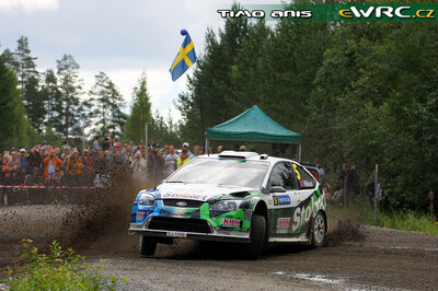 Matthew Wilson - Scott Martin
59º Neste Oil Rally Finland 2009. Ford Focus RS WRC '08 (EJ-1599). Clasificado 8º.

Del 30 de Julio al 2 de Agosto, Jyväskylä, Finlandia.
Superficie: tierra.

El Rally tenía un total de 1449.61 km de los que 345 Km divididos en 23 tramos eran especiales.

Tomaron la salida 90 equipos, finalizaron 60.

© Timo Anis
@
Palabras clave: Ford;Focus;WRC;Finlandia;2009