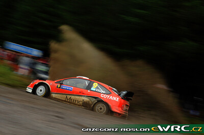 Federico Villagra - Jorge Perez Companc
59º Neste Oil Rally Finland 2009. Ford Focus RS WRC '08 (EU07 SUF). Clasificado 11º.
Munchi's Ford WRT

Del 30 de Julio al 2 de Agosto, Jyväskylä, Finlandia.
Superficie: tierra.

El Rally tenía un total de 1449.61 km de los que 345 Km divididos en 23 tramos eran especiales.

Tomaron la salida 90 equipos, finalizaron 60.

© Greg Roslon
@
Palabras clave: Ford;Focus;WRC;Finlandia;2009