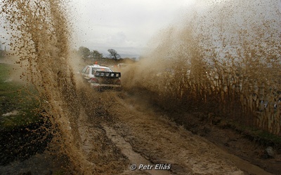 Mads Østberg - Jonas Andersson
66º Wales Rally GB 2010. Subaru Impreza S12B WRC '07 (FT56 SRT). Clasificado 9º.
Adapta AS

Del 10 al 14 de Noviembre, Cardiff.
Superficie: tierra.

El Rally teni­a un total de 1598.74 km de los que 344.66 km divididos en 3 etapas y 20 tramos eran cronometrados.

Se inscribieron 63 equipos, tomaron la salida 61, finalizaron 45.

© Petr Eliáš
@@
Palabras clave: Subaru;Impreza;WRC;Gran_Bretaña;2010