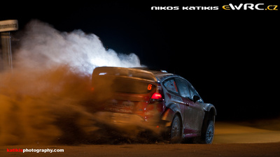 Evgeniy Novikov - Denis Giraudet
46º Vodafone Rally de Portugal 2012. Ford Fiesta RS WRC (RU55 ALM). Clasificado 2º.
M-Sport Ford WRT

Del 29 de Marzo al 1 de Marzo, Faro.
Superficie: tierra.

El Rally tenia un total de 1497.92 km de los que 434.77 km divididos en 4 etapas y 22 tramos eran cronometrados (3 de ellos fueron cancelados SS8 Tavira 2 de 25.0 km, SS9 Alcarias 2 de 25.2 km, SS10
São Brás de Alportel 2 de 16.2 km).

Tomaron la salida 51 equipos, finalizaron 30.

© Nikos Katikis
@
Palabras clave: Ford;Fiesta;WRC;Portugal;2009