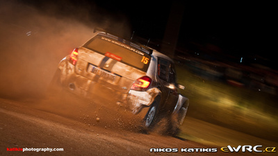 Sébastien Ogier - Julien Ingrassia
46º Vodafone Rally de Portugal 2012. Skoda Fabia S2000 (H VM 135). Clasificado 7º.
Volkswagen Motorsport

Del 29 de Marzo al 1 de Marzo, Faro.
Superficie: tierra.

El Rally tenia un total de 1497.92 km de los que 434.77 km divididos en 4 etapas y 22 tramos eran cronometrados (3 de ellos fueron cancelados SS8 Tavira 2 de 25.0 km, SS9 Alcarias 2 de 25.2 km, SS10
São Brás de Alportel 2 de 16.2 km).

Tomaron la salida 51 equipos, finalizaron 30.

© Nikos Katikis
@
Palabras clave: Sebastien_Ogier;Skoda;Fabia;Portugal;2012