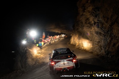 Jari-Matti Latvala - Miikka Anttila
85º Rallye Automobile de Montecarlo 2017. Toyota Yaris WRC (A-5852). Clasificado 2º.
Toyota Gazoo Racing WRT

Del 18 al 21 de Enero, Gap - Monaco.
Superficie: asfalto - nieve.

El Rallye constaba de 4 etapas con un total de 11411.85 km de los que 382.65 km divididos en 15 tramos eran cronometrados, (2 de ellos fueron cancelados SS1 Entrevaux - Val-de-Chalvagne - Ubraye de 21,25 km y SS16 Lucéram - Col St-Roch 2 de 5,5 km).

Tomaron la salida 73 equipos, finalizaron 54.

© Jakub Pojmicz

Palabras clave: Toyota;Yaris;WRC;Montecarlo;2017