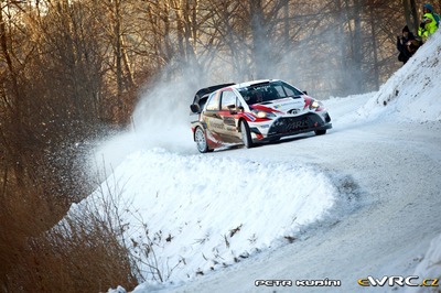 Jari-Matti Latvala - Miikka Anttila
85º Rallye Automobile de Montecarlo 2017. Toyota Yaris WRC (A-5852). Clasificado 2º.
Toyota Gazoo Racing WRT

Del 18 al 21 de Enero, Gap - Monaco.
Superficie: asfalto - nieve.

El Rallye constaba de 4 etapas con un total de 11411.85 km de los que 382.65 km divididos en 15 tramos eran cronometrados, (2 de ellos fueron cancelados SS1 Entrevaux - Val-de-Chalvagne - Ubraye de 21,25 km y SS16 Lucéram - Col St-Roch 2 de 5,5 km).

Tomaron la salida 73 equipos, finalizaron 54.

© Petr Kubíni

Palabras clave: Toyota;Yaris;WRC;Montecarlo;2017