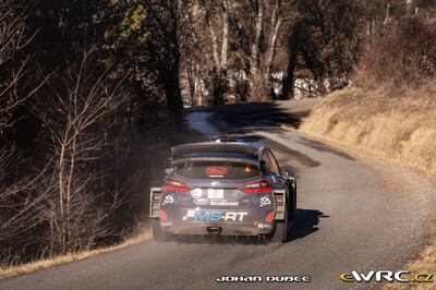 Ott Tänak - Martin Järveoja
85º Rallye Automobile de Montecarlo 2017. Ford Fiesta WRC (WRT 2). Clasificado 3º.
M-Sport World Rally Team

Del 18 al 21 de Enero, Gap - Monaco.
Superficie: asfalto - nieve.

El Rallye constaba de 4 etapas con un total de 11411.85 km de los que 382.65 km divididos en 15 tramos eran cronometrados, (2 de ellos fueron cancelados SS1 Entrevaux - Val-de-Chalvagne - Ubraye de 21,25 km y SS16 Lucéram - Col St-Roch 2 de 5,5 km).

Tomaron la salida 73 equipos, finalizaron 54.

© Johan Dubee

Palabras clave: Ford;Fiesta;WRC;Montecarlo;2017