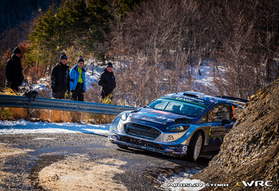 Ott Tänak - Martin Järveoja
85º Rallye Automobile de Montecarlo 2017. Ford Fiesta WRC (WRT 2). Clasificado 3º.
M-Sport World Rally Team

Del 18 al 21 de Enero, Gap - Monaco.
Superficie: asfalto - nieve.

El Rallye constaba de 4 etapas con un total de 11411.85 km de los que 382.65 km divididos en 15 tramos eran cronometrados, (2 de ellos fueron cancelados SS1 Entrevaux - Val-de-Chalvagne - Ubraye de 21,25 km y SS16 Lucéram - Col St-Roch 2 de 5,5 km).

Tomaron la salida 73 equipos, finalizaron 54.

© Miroslav Stokr

Palabras clave: Ford;Fiesta;WRC;Montecarlo;2017
