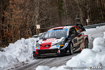 Kalle Rovanperä - Jonne Halttunen
89º Rallye Automobile de Monte-Carlo 2021. Toyota Yaris WRC (SP 1014). Clasificado 4º.
Toyota Gazoo Racing WRT

Del 21 al 24 de Enero, Gap - Monaco.
Superficie: asfalto - nieve.

El Rallye constaba de 4 etapas con un total de 1392.88 km de los que 279.88 km divididos en 15 tramos eran cronometrados (uno de ellos fue cancelado, SS8 Montauban-sur-l'Ouvèze - Villebois-les-Pins 2 de 22.24 km).

Tomaron la salida 79 equipos, finalizaron 62.

© Vladislav Maschl

Palabras clave: Toyota;Yaris;WRC;Montecarlo;2021