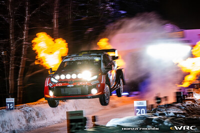 Oliver Solberg - Elliott Edmondson
73º Rally Sweden 2026. Toyota GR Yaris Rally1 (A-7662). Clasificado 4º.
Toyota Gazoo Racing WRT

Del 12 al 15 de Febrero, Umeå.
Superficie: nieve - hielo.

El Rallye constaba de 3 etapas con un total de 1069.44 km de los que 300.66 km divididos en 18 tramos eran cronometrados.

Tomaron la salida 57 equipos.

© Honza Fronek

Palabras clave: Toyotra;Yaris;Suecia;2026;Rally1