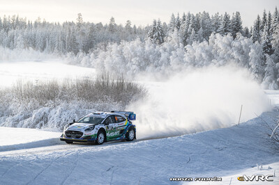 Jon Armstrong - Shane Byrne
73º Rally Sweden 2026. Ford Puma Rally1 (YX22 FCD). Clasificado 8º.
M-Sport Ford WRT

Del 12 al 15 de Febrero, Umeå.
Superficie: nieve - hielo.

El Rallye constaba de 3 etapas con un total de 1069.44 km de los que 300.66 km divididos en 18 tramos eran cronometrados.

Tomaron la salida 57 equipos.

© Honza Fronek

Palabras clave: Ford;Puma;Suecia;2026;Rally1