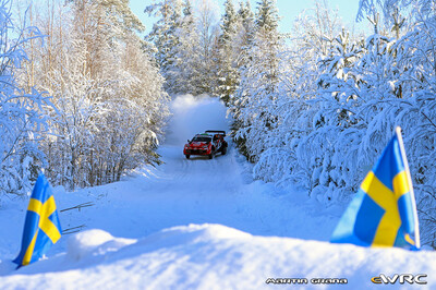 Elfyn Evans - Scott Martin
73º Rally Sweden 2026. Toyota GR Yaris Rally1 (A-7663). Clasificado 1º.
Toyota Gazoo Racing WRT

Del 12 al 15 de Febrero, Umeå.
Superficie: nieve - hielo.

El Rallye constaba de 3 etapas con un total de 1069.44 km de los que 300.66 km divididos en 18 tramos eran cronometrados.

Tomaron la salida 57 equipos.

© Martin Grana

Palabras clave: Toyotra;Yaris;Suecia;2026;Rally1