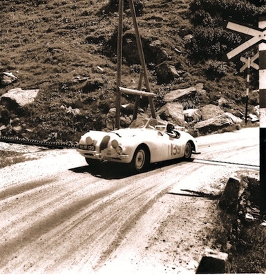 Ian Appleyard - Patricia Appleyard-Lyons
13º Rally Coupe des Alpes 1950, Jaguar XK120 Roadster, Clasificado 1º@
Palabras clave: Jaguar;Alpes;1950