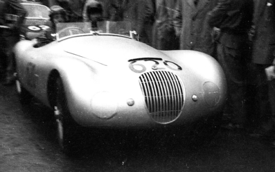Pezzoli - Cazzulani
19 Mille Miglia 1952. Biondetti Special. Abandonó.

Organizador: Automobile Club di Brescia.

El 4 de Mayo.
@
Palabras clave: Jaguar;Mille_Miglia;1952