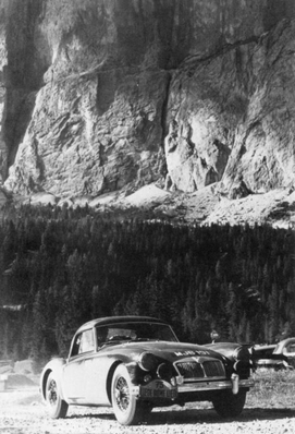 Nancy Mitchell - Pat Faichney
18º Rallye International des Alpes 1956. MG A. Clasificada 15º.

De 6 al 13 de Julio, Marseille - Zagreb - Marseille.
Superficie: asfalto.

Tomaron la salida 80 equipos, finalizaron 34.@
Palabras clave: MG;Alpes;1956