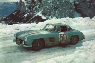 Duarte Ferreira Fernando - Simoes José
28º Rallye Automobile de Monte-Carlo 1959. Mercedes 300. Abandonó.

Del 19 al 25 de Enero, Monaco.
Superficie: asfalto - nieve.

El Rally tenía un total de 3486.00 km incluyendo tramos de enlace.
Desconocemos de cuantos kilómetros cronometrados constaba la prueba.

Se inscribieron 345 equipos, tomaron la salida 322, finalizaron 186.@
Palabras clave: Mercedes;Montecarlo;1959;nieve