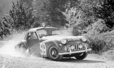 David Seigle-Morris - Victor (Vic) Elford
21º Coupe des Alpes 1960. Triumph TR3. Clasificado 18º.

Del 26 al 30 de Junio, Marseille - Bormio - Chamonix - Cannes.

Desconocemos de cuantos kilómetros constaba la prueba.

Tomaron la salida 64 equipos, finalizaron 39.@
Palabras clave: Triumph;Alpes;1960