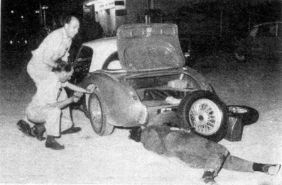 Asistencia en el 23º Rally Coupe del Alpes 1962
En el Austin Healey 3000 Mk2, de Don Morley - Erle Morley, Clasificado 1º@
Palabras clave: Austin;Alpes;1962;Asistencias