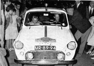 Rob Slotemaker - Frits Honhof
24º Coupe des Alpes 1963. DAF 44 (MR-89-94). Clasificado 24º.

Del 20 al 25 de Junio, Marseille - Chamonix - Milan - Marseille.
Superficie: asfalto.

Tomaron la salida 79 equipos, finalizaron 24.@
Palabras clave: DAF;Alpes;1963