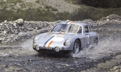 Robert Buchet - Michael Gauvin
24º Coupe des Alpes 1963. Porsche 356 B Carrera GTL Abarth (400-EP86). Abandonó por motor.

Del 20 al 25 de Junio, Marseille - Chamonix - Milan - Marseille.
Superficie: asfalto.

Tomaron la salida 79 equipos, finalizaron 24.@
Palabras clave: Porsche;Abarth;Alpes;1963
