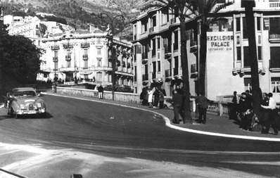 Pat Moss-Carlsson - Ursula Wirth
33º Rallye Automobile de Monte-Carlo 1964. Saab 96 Sport (P 44302). Clasificada 5ª y 1ª en Copa de Damas.

Del 18 al 21 de Enero, Monte Carlo.
Superficie: asfalto - nieve.

Se inscribieron 306 equipos, tomaron la salida 299, finalizaron 163.@
Palabras clave: Pat_Moss-Carlsson;Saab;Montecarlo;1964;Mujeres;Womens