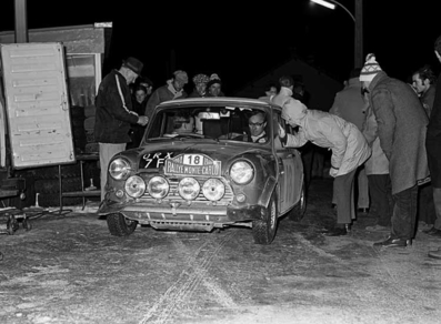 Rauno August Aaltonen - Henry Liddon
37º Rallye Automobile Monte-Carlo 1968. BMC Mini Cooper S 1275 (ORX 7F). Clasificado 3º.

Del 20 al 25 de Enero, Monte-Carlo.
Superficie: asfalto - nieve.
Tomaron la salida 200 equipos, finalizaron 79.@
Palabras clave: ;Montecarlo;Mini;1968