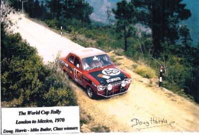 Doug Harris - Michael Butler
Daily Mirror London-Mexico World Cup Rally 1970. Ford Escort GT 1300. Clasificado 23º.

Del 19 de Abril al 27 de Mayo, Londres - Mexico.
Superficie: tierra - asfalto.

ITINERARIO:
Reino Unido, Francia, Alemania Occidental, Austria, Hungría, Yugoslavia, Bulgaria, regreso a Yugoslavia, Italia, Sur de Francia, España, Portugal.
REINICIO:
Brasil, Uruguay, Argentina, Chile, regreso a Argentina, Bolivia, Perú, Ecuador, Colombia, Panamá, Costa Rica, Nicaragua, Honduras, El Salvador, Guatemala y México.

La prueba constaba de 29 tramos especiales con un total de 25.750.00 km incluyendo los tramos de enlace.

Tomaron la salida 96 equipos, finalizaron 26.
@
Palabras clave: ;Michael_Butler;Londres-Mexico;Ford;Escort;1970