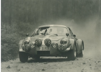 Estanislao Reverter - Antonio Reverter
10º Rally Rias Baixas 1972. Alpine-Porsche (Alpinche). Clasificado 1º.@
Palabras clave: Estanislao_Reverter;Rias_Baixas;Alpinche;Porsche;Alpine;1972
