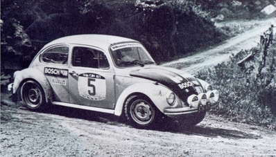 Achim Warmbold - Gunnar Häggbom
6º Rally dell'Isola d'Elba 1973. Volkswagen 1303S. Clasificado 1º.

Del 12 al 14 de Abril, Livorno.
Superficie: asfalto - tierra.

El Rally constaba de 2 etapas 309.60 km cronometrados divididos en 36 tramos especiales (3 de ellos fueron cancelados SS3 Monumento de 6 km, SS11 Monumento 2 de 6 km y SS21 Falconaia - Monte Lentisco de 20 km).

Tomaron la salida 89 equipos, finalizaron 21.
@
Palabras clave: ;Elba;Volkswagen;1973