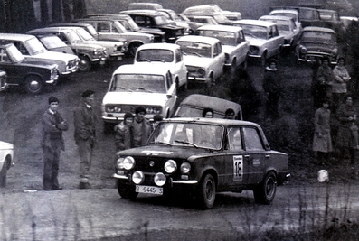 Antonio Zanini Sans - Jordi Sabater
7º Rally Firestone 1973. Seat 124 1800 (B-9445-S). Clasificado 6º.

Del 6 al 8 de Abril. Coef. 7,4.
Puntuable para el Campeonato de Europa de Rallyes para conductores.
Organizador Real Peña Motorista de Vizcaya.

El Rally tenia un total de 1505 Km de los que 383 Km divididos en 27 tramos, eran especiales.

Se inscribieron 96 equipos, tomaron la salida 71, finalizaron 27.@
Palabras clave: ;Seat;Firestone;1973