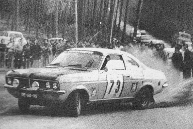 Rogerio Beatriz - N. Pinheiro
7º TAP Rallye de Portugal 1973. Vauxhall Firenza 2.3. Abandonó por pérdida de rueda durante el tercer día del Rallye.

Del 13 al 18 de Marzo, Estoril, Cascais, Lisboa, Portugal.
Superficie: asfalto - tierra.

El Rally tenia un total de 4600.00 km de los que 397.50 km divididos en 32 tramos eran especiales.

Se inscribieron 90 equipos, tomaron la salida 79, finalizaron 23.@
Palabras clave: Vauxhall;Firenza;Portugal;1973