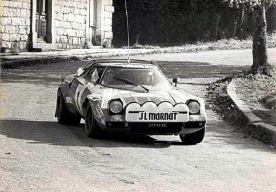 Bernard Darniche - Alain Mahé
19º Tour de Corse 1975. Lancia Stratos HF (EE 72930). Clasificado 1º.

Del 8 al 9 de Noviembre, Ajaccio, Córcega, Francia.
Superficie: asfalto.

En esta edición habían 2 tramos de mas de 100 Km, SS1 Panelca - Ponte Leccia de 158 Km y SS8 Zonza - Abaccia de 120 Km.

El Rally tenia un total de 1340 km de los que 479.40 km divididos en 10 tramos eran especiales (3 de ellos fueron cancelados SS3 Luri - Canari de 23.70 Km, SS4 San Pietro - Pietra Moneta de 34.00 Km, SS5 RF9 - N195 de 29.80 Km).

Tomaron la salida 77 equipos, finalizaron 22.@
Palabras clave: ;Lancia;Stratos;Còrcega;Corse;1975