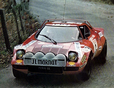 Bernard Darniche - Alain Mahé
19º Tour de Corse 1975. Lancia Stratos HF (EE 72930). Clasificado 1º.

Del 8 al 9 de Noviembre, Ajaccio, Córcega, Francia.
Superficie: asfalto.

En esta edición habían 2 tramos de mas de 100 Km, SS1 Panelca - Ponte Leccia de 158 Km y SS8 Zonza - Abaccia de 120 Km.

El Rally tenia un total de 1340 km de los que 479.40 km divididos en 10 tramos eran especiales (3 de ellos fueron cancelados SS3 Luri - Canari de 23.70 Km, SS4 San Pietro - Pietra Moneta de 34.00 Km, SS5 RF9 - N195 de 29.80 Km).

Tomaron la salida 77 equipos, finalizaron 22.@
Palabras clave: ;Lancia;Stratos;Còrcega;Corse;1975
