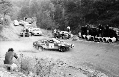 Amilcare Ballestrieri - Maurizio Mannini
17º Rally Sanremo 1975. Alfa Romeo Alfetta GT (MI-V85555). Abandonó por accidente.

Del 1 al 4 de Octubre, Sanremo, Imperia, Liguria, Italia.
Superficie: tierra - asfalto.

El Rally tenia un total de 1736.00 km de los que 977.00 km divididos en 39 tramos eran especiales.

Tomaron la salida 118 equipos, finalizaron 33.@
Palabras clave: ;Alfa;Alfetta;Romeo;GT;Sanremo;1975