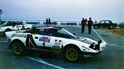 Sandro Munari - Silvio Maiga
18º Rally Sanremo 1976. Lancia Stratos HF (TO N41648). Clasificado 2º.

Del 6 al 9 de Octubre, Sanremo, Imperia, Liguria, Italia.
Superficie: asfalto.

El Rally tenia un total de 1509 km de los que 780 Km divididos en 36 tramos eran especiales, (2 de ellos fueron cancelados SS9 y SS30).

Tomaron la salida 133 equipos, finalizaron 68.@
Palabras clave: Sandro_Munari;Silvio_Maiga;Lancia;Stratos;Sanremo;1976