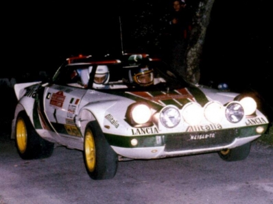 Sandro Munari - Silvio Maiga
18º Rally Sanremo 1976. Lancia Stratos HF (TO N41648). Clasificado 2º.

Del 6 al 9 de Octubre, Sanremo, Imperia, Liguria, Italia.
Superficie: asfalto.

El Rally tenia un total de 1509 km de los que 780 Km divididos en 36 tramos eran especiales, (2 de ellos fueron cancelados SS9 y SS30).

Tomaron la salida 133 equipos, finalizaron 68.@
Palabras clave: Sandro_Munari;Silvio_Maiga;Lancia;Stratos;Sanremo;1976