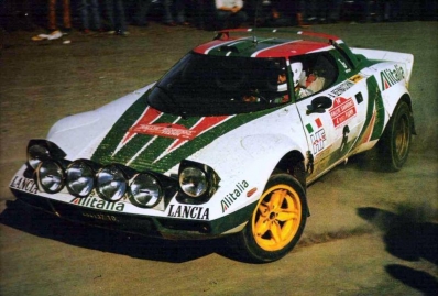 Raffaele (Lele) Pinto - Arnaldo Bernacchini
18º Rally de Sanremo 1976. Lancia Stratos HF (TO L64137). Clasificado 3º.

Del 6 al 9 de Octubre, Sanremo, Imperia, Liguria, Italia.
Superficie: asfalto.

El Rally tenia un total de 1509 km de los que 780 Km divididos en 36 tramos eran especiales, (2 de ellos fueron cancelados SS9 y SS30).

Tomaron la salida 133 equipos, finalizaron 68.@
Palabras clave: Raffaele_Pinto;Lancia;Stratos;Sanremo;1976