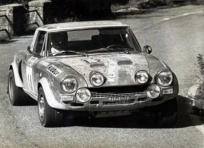 Livio Lorenzelli - Mario Necco
18º Rally de Sanremo 1976. Fiat Abarth 124 Rallye (TO-M46461). Clasificado 6º.

Del 6 al 9 de Octubre, Sanremo, Imperia, Liguria, Italia.
Superficie: asfalto.

El Rally tenia un total de 1509 km de los que 780 Km divididos en 36 tramos eran especiales, (2 de ellos fueron cancelados SS9 y SS30).

Tomaron la salida 133 equipos, finalizaron 68.@
Palabras clave: Fiat;Abarth;Rallye;Sanremo;1976