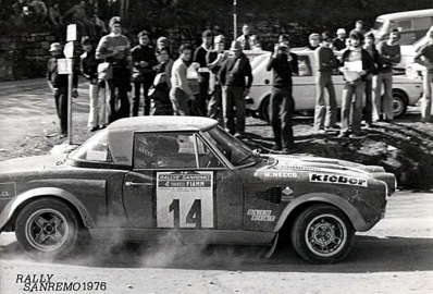 Livio Lorenzelli - Mario Necco
18º Rally de Sanremo 1976. Fiat Abarth 124 Rallye (TO-M46461). Clasificado 6º.

Del 6 al 9 de Octubre, Sanremo, Imperia, Liguria, Italia.
Superficie: asfalto.

El Rally tenia un total de 1509 km de los que 780 Km divididos en 36 tramos eran especiales, (2 de ellos fueron cancelados SS9 y SS30).

Tomaron la salida 133 equipos, finalizaron 68.@
Palabras clave: Fiat;Abarth;Rallye;Sanremo;1976