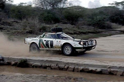 Björn Waldegard - Hans Thorszelius
24º Safari Rally 1976. Lancia Stratos HF (TO N12661). Abandonó por el motor de arranque.

Del 15 al 19 de Abril, Nairobi, Kenya, África.
Superficie: tierra.

El Rally tenia un total de 4950 Km, desconocemos los CH que habí­an.

Tomaron la salida 65 equipos, finalizaron 14.@
Palabras clave: ;Hans_Thorszelius;Lancia;Stratos;Safari;1976
