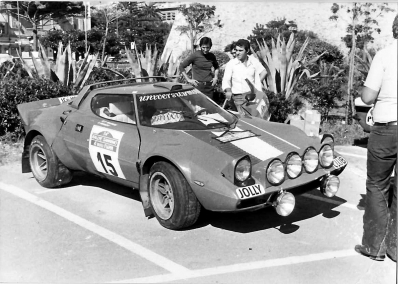 Carlo Bianchi - Marco Mannini
18º Rally San Remo 1976. Lancia Stratos HF. Abandonó por accidente.

Del 6 al 9 de Octubre, Sanremo, Imperia, Liguria, Italia.
Superficie: asfalto.

El Rally tenia un total de 1509 km de los que 780 Km divididos en 36 tramos eran especiales, (2 de ellos fueron cancelados SS9 y SS30).

Tomaron la salida 133 equipos, finalizaron 68.@
Palabras clave: Lancia;Stratos;Sanremo;1976