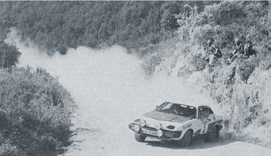 Anthony (Tony) Pond - Fred Gallagher
10º Rallye dell'Isola d'Elba 1977. Triumph TR7 (OOE 938R). Clasificado 3º.

Del 21 al 23 de Abril, Portoferraio.
Superficie: asfalto - tierra.

El Rally constaba de 2 etapas y un total de 730.00 km de los que 474.80 km divididos en 38 tramos eran especiales.

Tomaron la salida 162 equipos, finalizaron 60.@
Palabras clave: Tony_Pond;Elba;Triumph;1977