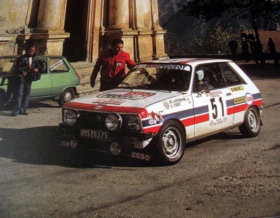 Jean-Claude Lefebvre - Jean Todt
21º Tour de Corse 1977. Peugeot 104 ZS (885 BHJ 75). Clasificado 10º.

Del 5 al 6 de Noviembre, Ajaccio, Córcega; Francia.
Superficie: asfalto.

El Rally tenia un total de 1350 km de los que 645.80 km divididos en 13 tramos eran especiales.

1ª ETAPA
SS1 Tavera - Bastelica 17.10 km
SS2 Coti - Chiavari 14.80 km
SS3 Acqua d'Oria - Stiliccione 16.50 km
SS4 Muratello - Orone 21.60 kM
SS5 Quenza - Prunelli 131.30 km
SS6 Kamiesh - Zonza 38.50 km
SS7 Olivese - Bains de Guitera 10.10 km
Total etapal 249.90 km

2ª ETAPA
SS8 Palneca - Ghisoni 34.70 km
SS9 St Antoine - Pont St Laurent 97.60 km
SS10 Ponte Nuovo - Teddia 97.40 km
SS11 Talasani - La Porta 24.90 km
SS12 Casta - Pietra Moneta 17.00 km
SS13 Calvi - Vico 124.30 km

Total etapal 395.90 km
Total evento 645.80 km

Se inscribieron 134 equipos, tomaron la salida 120, finalizaron 32.
@
Palabras clave: Jean_Todt;Peugeot;Corse;Corcega;1977