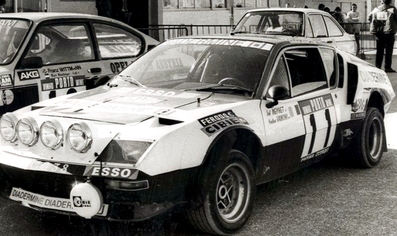 Bob Neyret - Yveline Vanoni
11º Rallye de Portugal Vinho do Porto 1977. Alpine-Renault A310 1800 (529 UG 38). Abandonó, desconocemos el motivo.

Del 1 al 6 de Marzo, Estoril.
Superficie: asfalto - tierra.

El Rally tenia un total de 2458 km de los que 580 km divididos en 46 tramos eran especiales, (2 de ellas fueron canceladas SS18 Sao Lourenco da Montaria de 27 Km y SS 24 Carvalhas de 6 Km).

Tomaron la salida 103 equipos, finalizaron 27.@
Palabras clave: ;Alpine;Renault;Portugal;1977