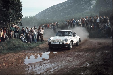 Juan-Bautista Martínez Gemar (Crady) - Charletty
11º Rallye de Portugal Vinho do Porto 1977. Porsche 911 Carrera RS 2.7 (O-5333-E). Abandonó por salida de pista.
Escudería GES

Del 1 al 6 de Marzo, Estoril.
Superficie: asfalto - tierra.

El Rally tenia un total de 2458 km de los que 580 km divididos en 46 tramos, eran especiales, (2 de ellas fueron canceladas SS18 Sao Lourenco da Montaria de 27 Km y SS 24 Carvalhas de 6 Km).

Tomaron la salida 103 equipos, finalizaron 27.@
Palabras clave: Porsche;Portugal;1977