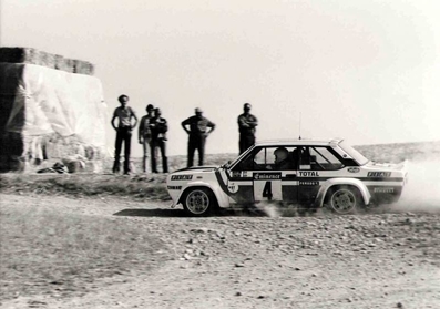 Michèle Mouton - Françoise Conconi
37º Tour de France Automobile 1978. Fiat 131 Abarth. Clasificada 1ª.

Del 16 al 21 de Septiembre, Biarritz, Nice, Francia.
Superficie: asfalto - tierra.

La prueba tenia un total de 4200.00 km de los que 1009.50 km divididos en 6 etapas y 47 tramos, eran especiales.

Tomaron la salida 74 equipos, finalizaron 27.@
Palabras clave: Michele_Mouton;Tour_France_Automobile;Fiat;Abarth;1978