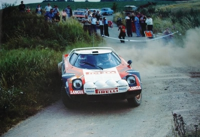 Walter Röhrl - Christian Geistdörfer
11º Hunsrück-Rallye 1978. Lancia Stratos HF. Clasificado 1º.@
Palabras clave: Walter_Röhrl;Lancia;Stratos;Hunsrück_Rallye;1978