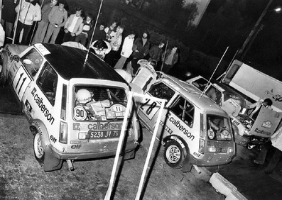 Asistencia en el 47º Rallye Automobile de Monte-Carlo de 1979
En los 11# Renault 5 Alpine (5238 JV 76) de Jean Ragnotti - Jean-Marc Andrie, clasificado 11º.

16# (2528 JR 76) Guy Fréquelin - Jacques Delaval, clasificado 8º.

28# (6344 HC 92) Bruno Saby - Michel Guegan, clasificado 94º.

Del 20 al 26 de Enero, Monte-Carlo.
Superficie: asfalto - nieve - hielo.

El Rally tenia un total de 2554.00 km de los que 619.00 km divididos en 30 tramos eran especiales (1 de ellos fue cancelado SS13 St Barthelemy de 19 Km).

Se inscribieron 255 equipos, tomaron la salida 233, finalizaron 84.@
Palabras clave: ;Renault;Alpine;Montecarlo;1979;Asistencias