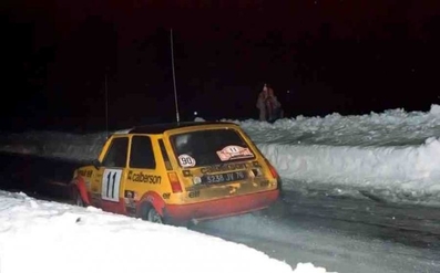 Jean Ragnotti - Jean-Marc Andrie
47º Rallye Automobile de Monte-Carlo 1979. Renault 5 Alpine (5238 JV 76). Clasificado 11º.
Del 20 al 26 de Enero, Monte-Carlo.
Superficie: asfalto - nieve.
El Rally tenia un total de 4840 km de los que 619 km divididos en 30 tramos, eran especiales (1 de ellos fue cancelado SS13 St Barthelemy de 19 Km).
Se inscribieron 255 equipos, tomaron la salida 233, finalizaron 84.@
Palabras clave: ;Renault;R5;Alpine;Montecarlo;1979